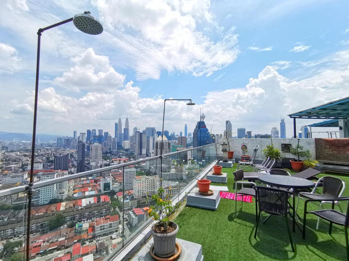 Penthouse On 34 - The Highest Unit And Best Views In Regalia & Private Rooftop Terrace Куала-Лумпур Экстерьер фото
